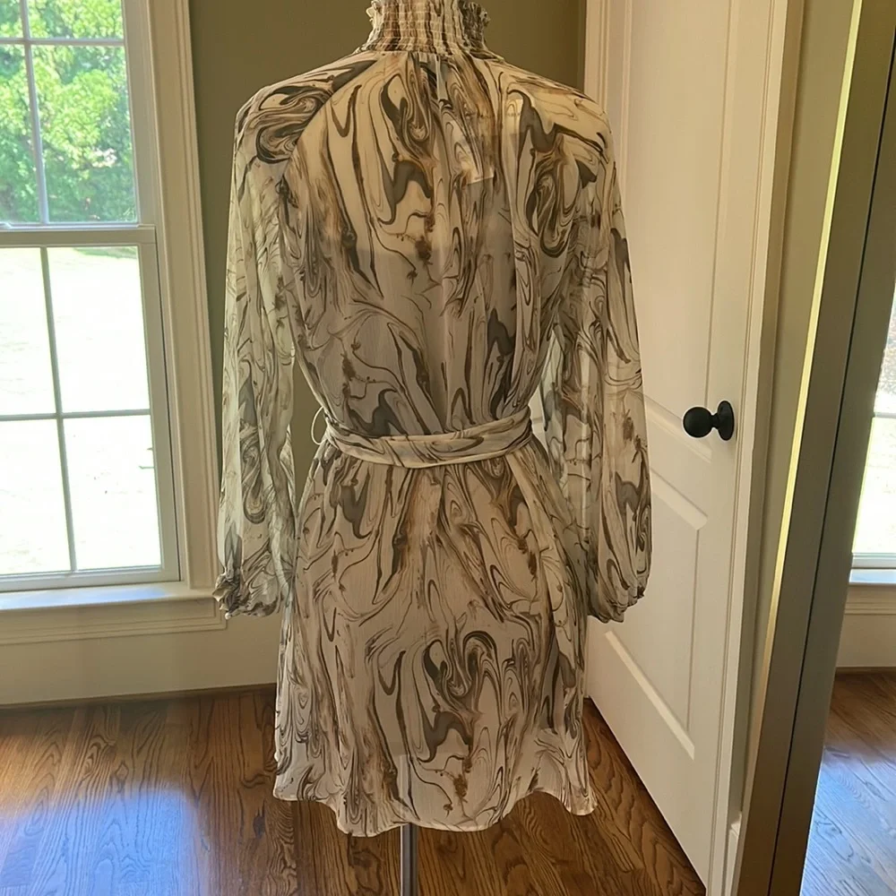 Banana Republic dress - Picture 4 of 6